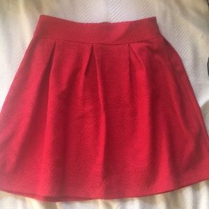 A red skirt, flared and so beautiful!